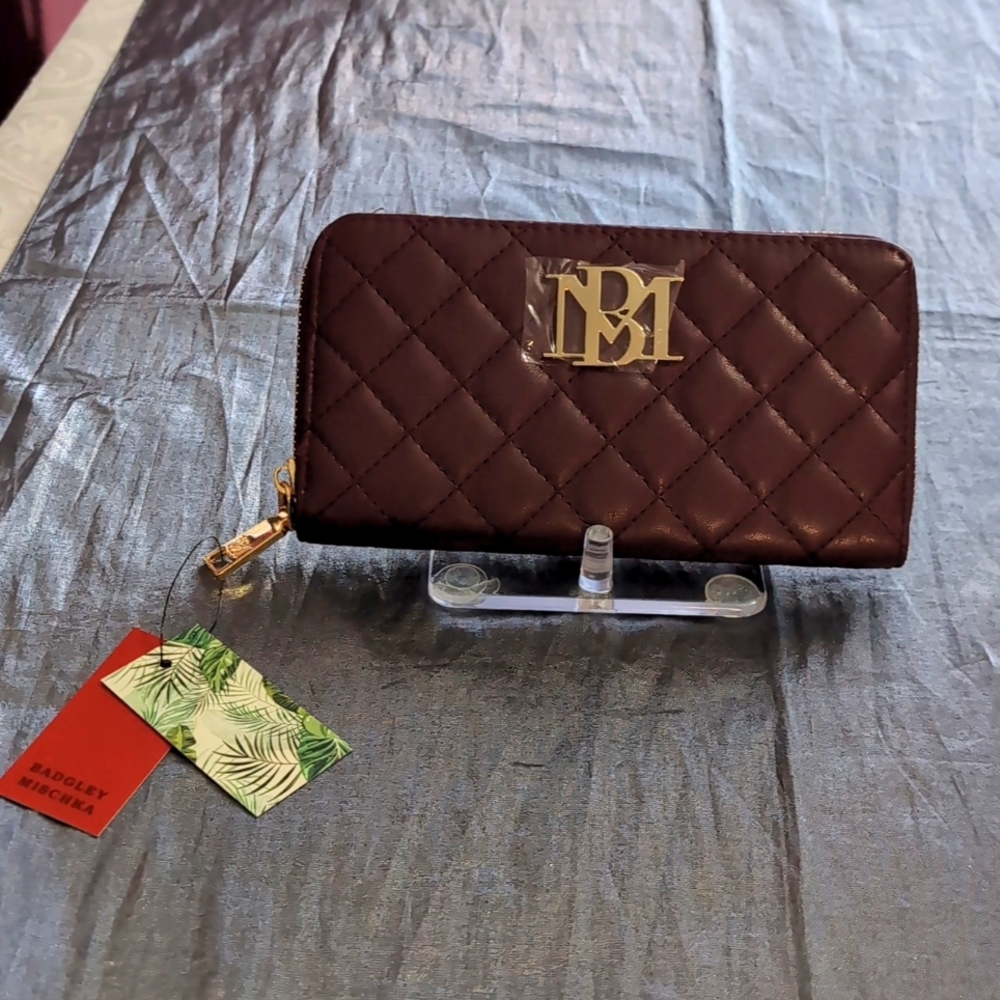 NWT BADGLEY MISCHKA LONG WALLET - Plum Vegan Leather